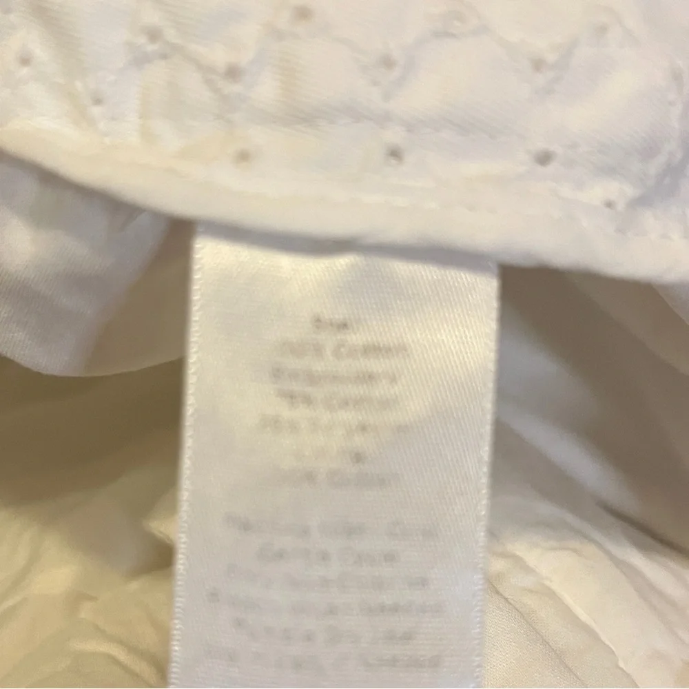 Talbots White Eyelet Shorts - Size 12 - Picture 6 of 6